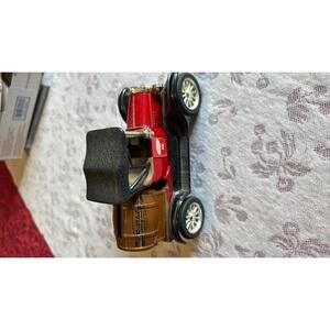 ERTL 1918 Replica Ford Model "T" Runabout Diecast Car Bank